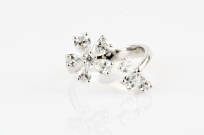 Anello contrarié fiori