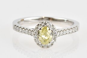 Anello ovale fancy