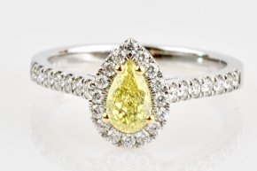 Anello goccia fancy